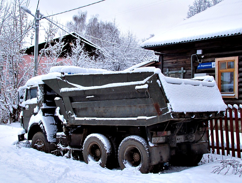 Нижегородская область, № Е 361 ХУ 52 — КамАЗ-55111 [551110]