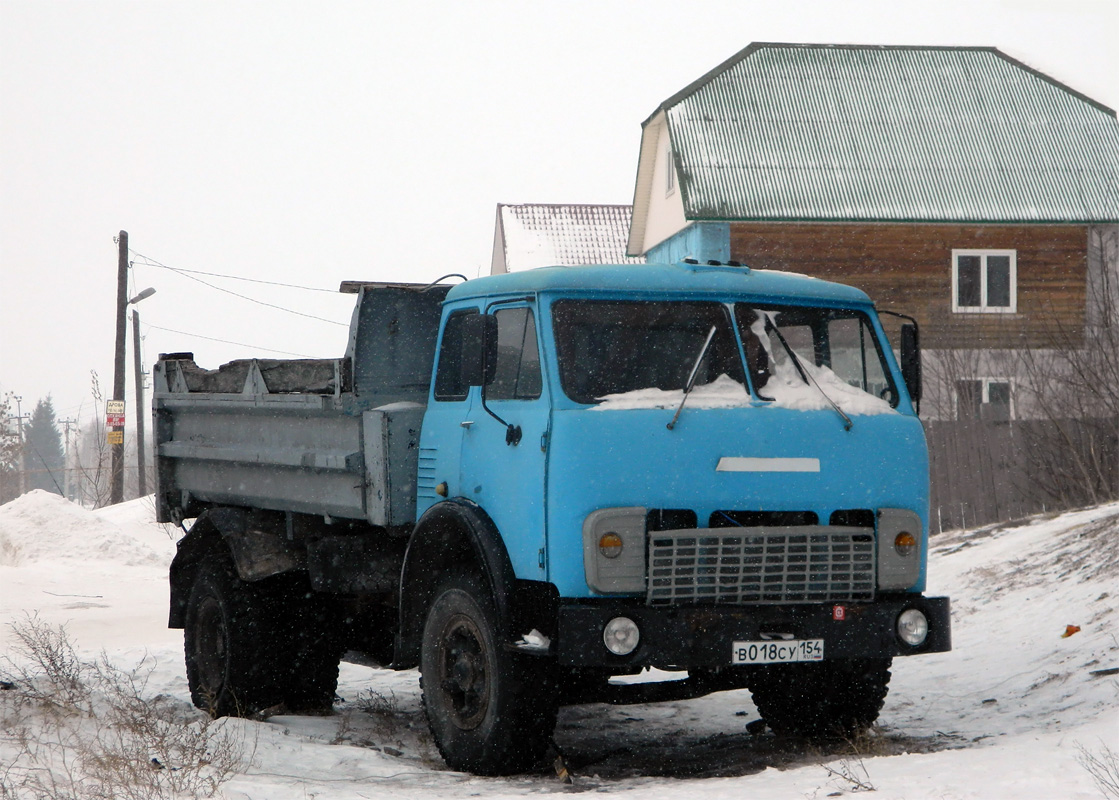 Новосибирская область, № В 018 СУ 154 — МАЗ-5549