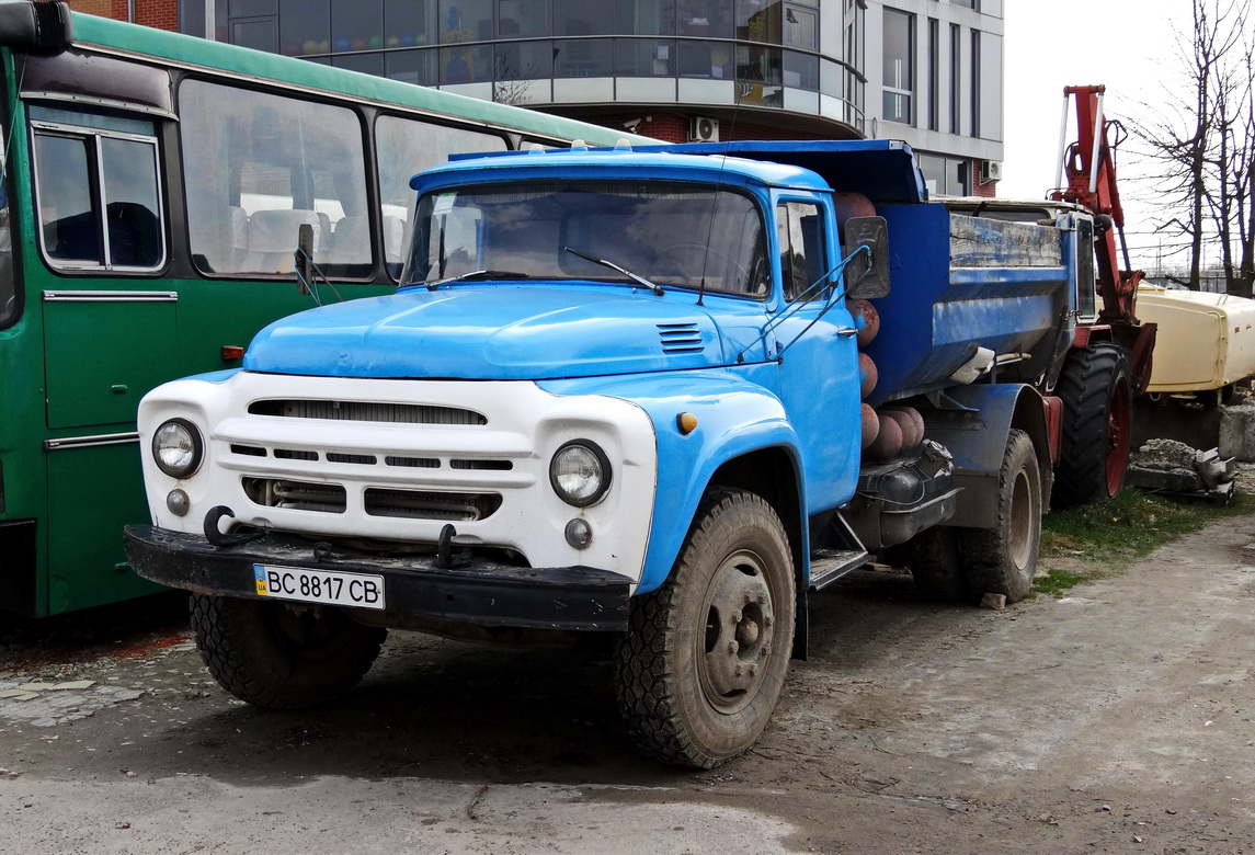 Львовская область, № ВС 8817 СВ — ЗИЛ-495710