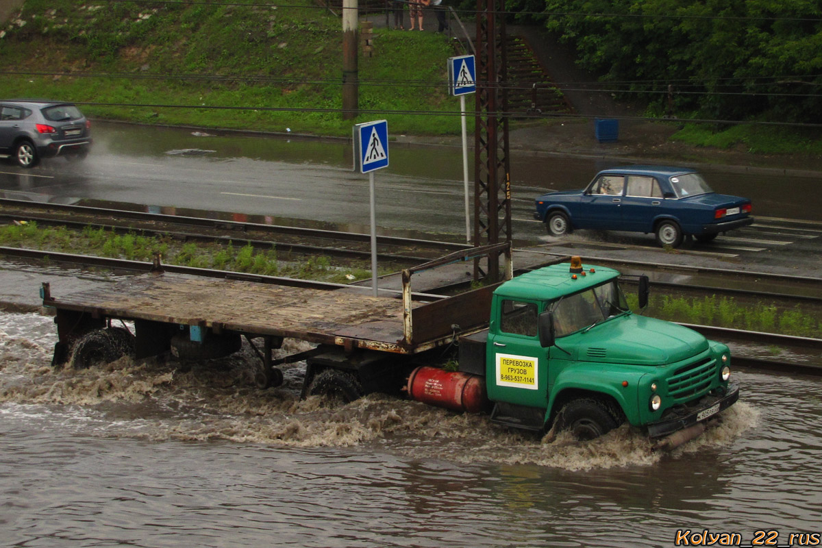 Алтайский край, № К 905 РВ 22 — ЗИЛ-130В1; Алтайский край, № АЕ 8191 22 — ОдАЗ-885