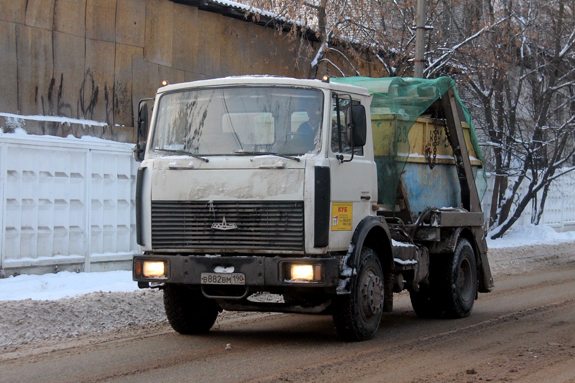 Московская область, № В 882 ВМ 190 — МАЗ-5551A2