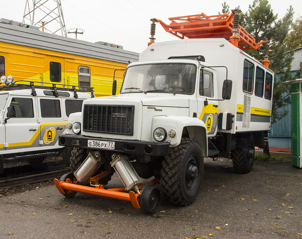 Москва, № Е 386 РХ 77 — ГАЗ-33081 «Садко»