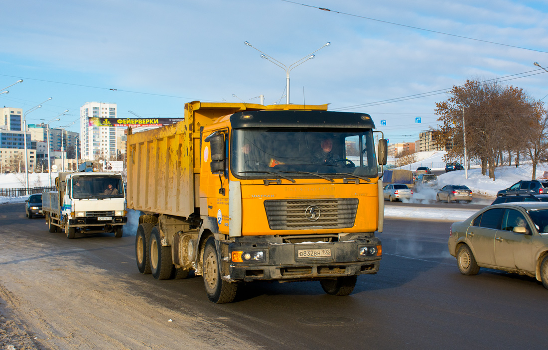 Башкортостан, № В 832 ВН 102 — Shaanxi Shacman F2000 SX325x