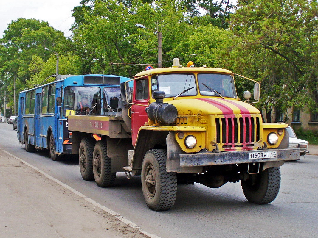 Кировская область, № М 608 ЕТ 43 — Урал-4320-10