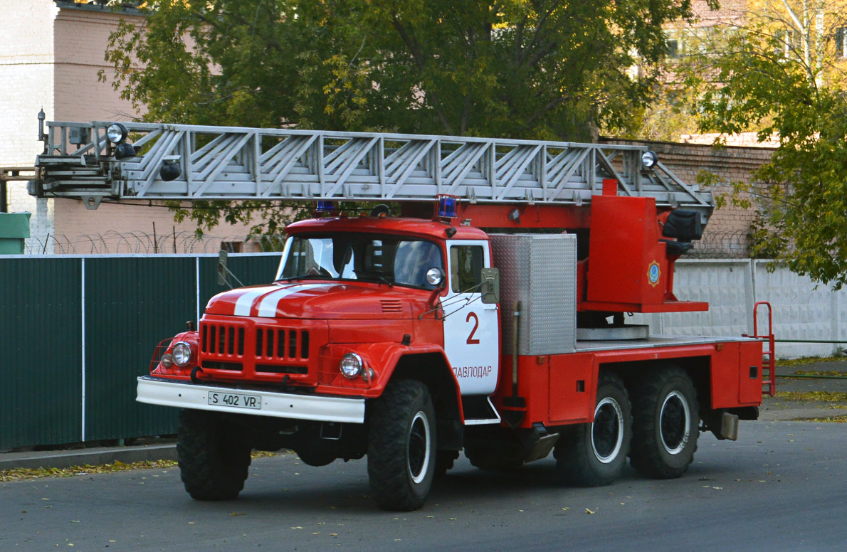 Павлодарская область, № S 402 VR — АМУР-5313