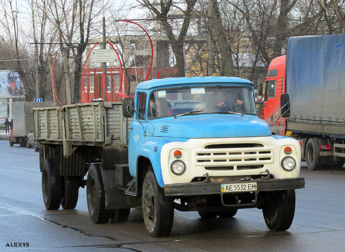 Днепропетровская область, № АЕ 5532 ЕМ — ЗИЛ-130 (общая модель)