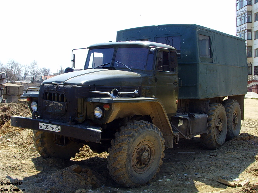 Сахалинская область, № В 205 РЕ 65 — Урал-43203