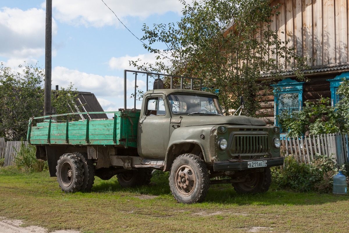 Томская область, № В 211 АЕ 70 — ГАЗ-52-01