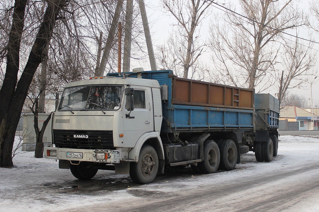 Восточно-Казахстанская область, № 957 DHA 16 — КамАЗ-53205 [532050]