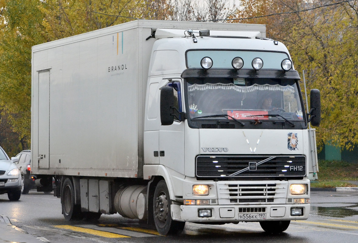 Москва, № Н 556 КК 197 — Volvo ('1993) FH12.380