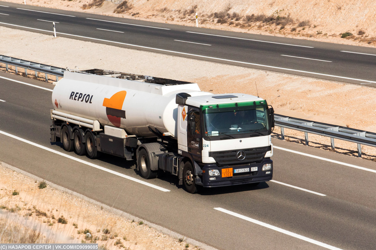 Испания, № 5913 DZD — Mercedes-Benz Actros ('2003) 1841