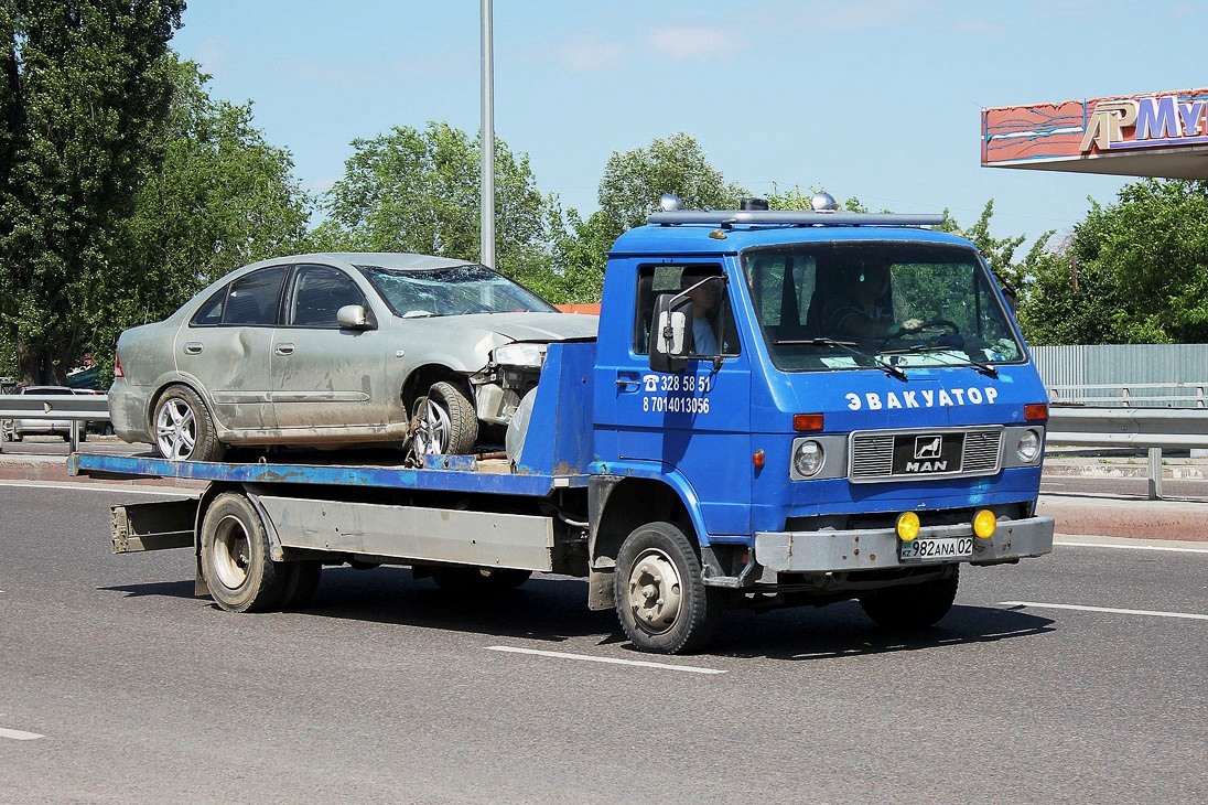 Алматы, № 982 ANA 02 — MAN Volkswagen G90