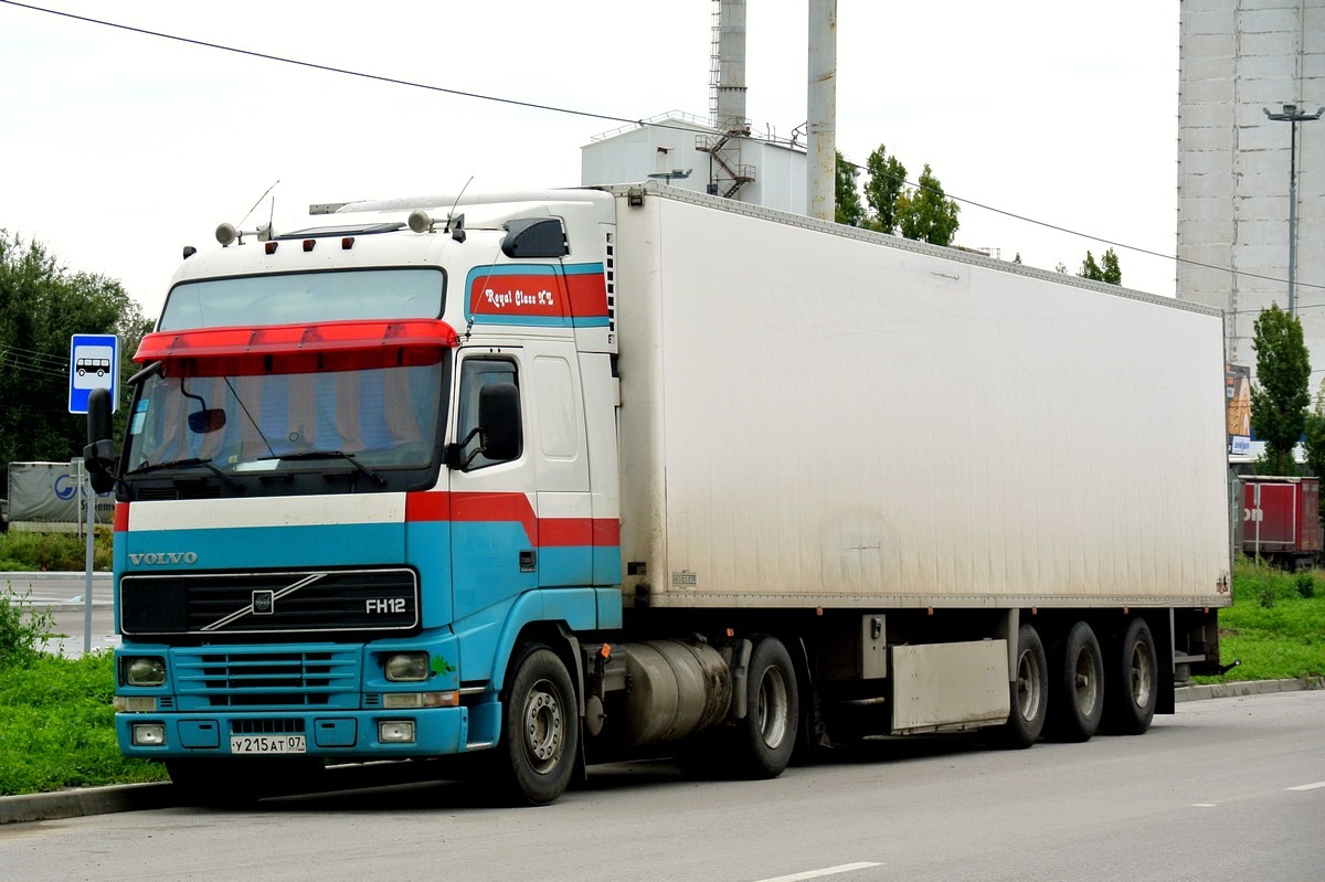 Кабардино-Балкария, № У 215 АТ 07 — Volvo ('1993) FH12.420