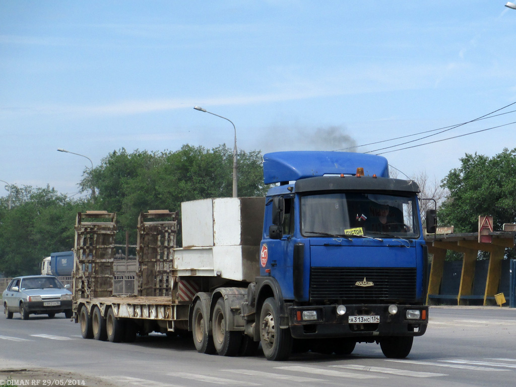 Волгоградская область, № А 313 НС 134 — МАЗ-642208