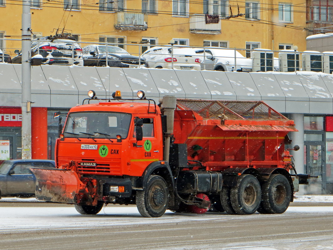 Кировская область, № Н 333 НХ 43 — КамАЗ-65115-62