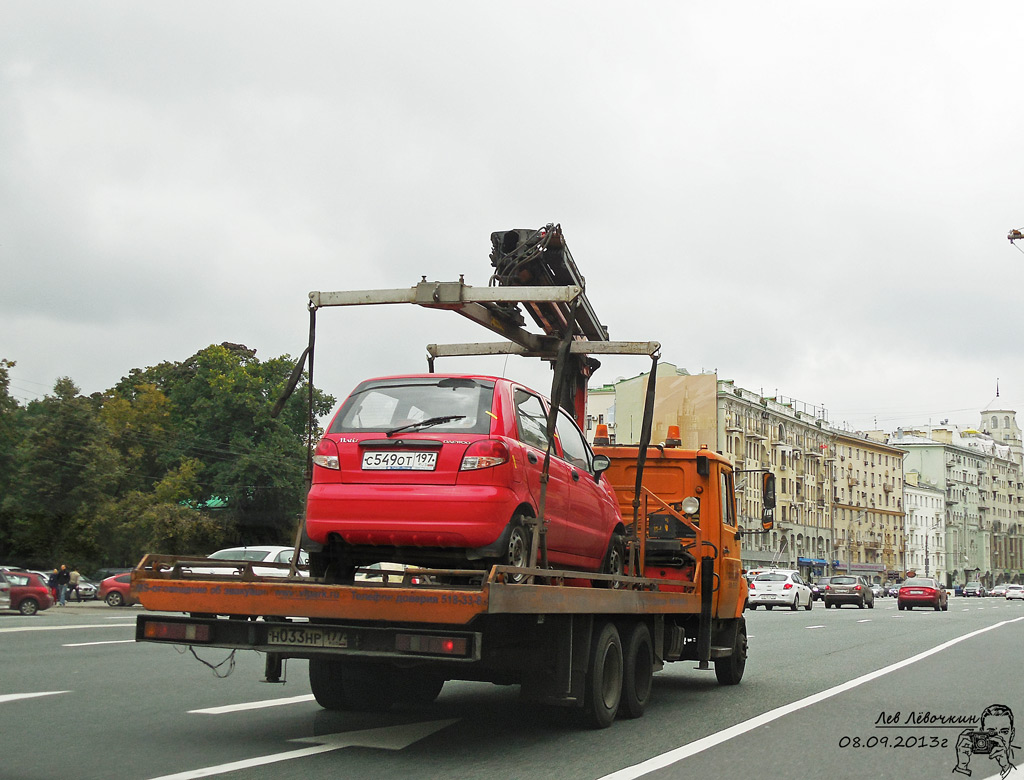 Москва, № 214 — ЗИЛ-5302 "Бычок"