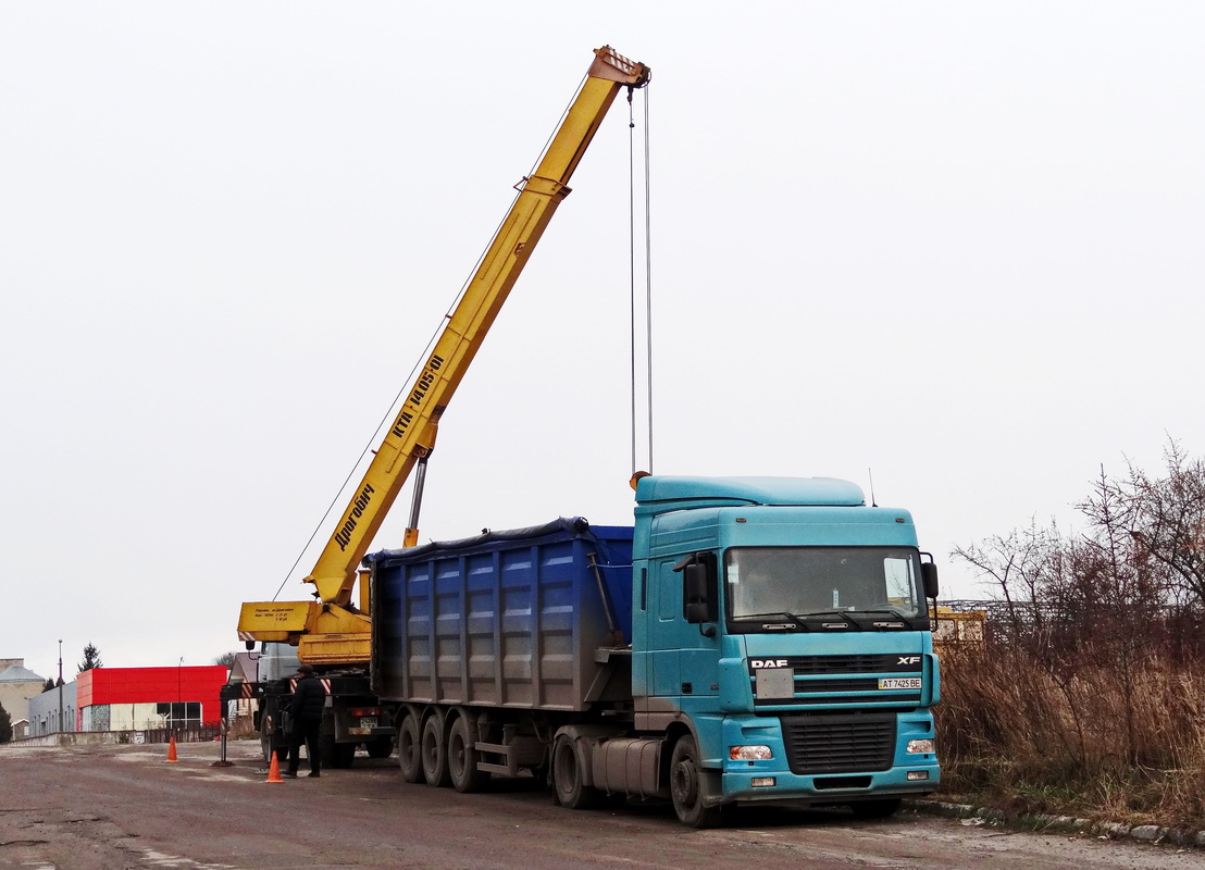 Ивано-Франковская область, № АТ 7425 ВЕ — DAF XF95 FT