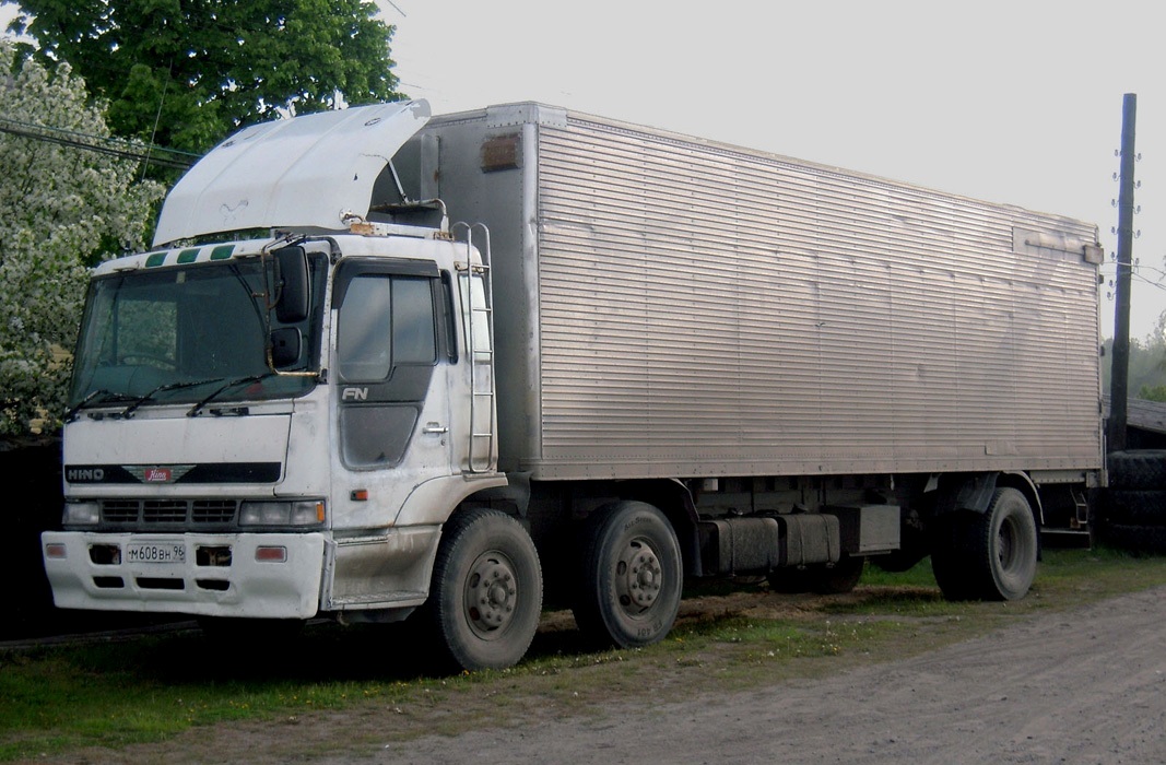 Свердловская область, № М 608 ВН 96 — Hino FN