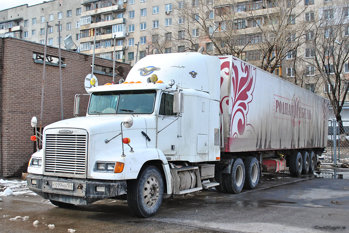 Новосибирская область, № С 099 НВ 154 — Freightliner FLD 120