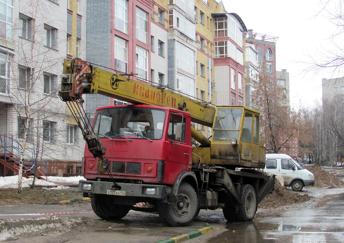 Нижегородская область, № Е 127 АА 152 — МАЗ-5337 [533700]