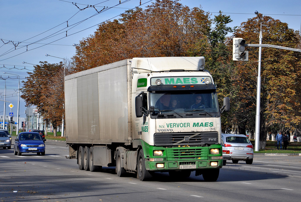 Белгородская область, № Е 300 ОМ 31 — Volvo ('1993) FH-Series