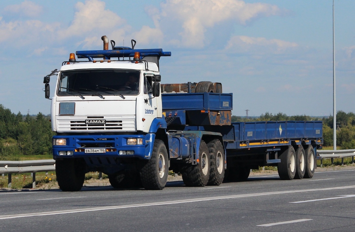 Ханты-Мансийский автоном.округ, № Е 638 АМ 186 — КамАЗ-65225-22 [65225Y]