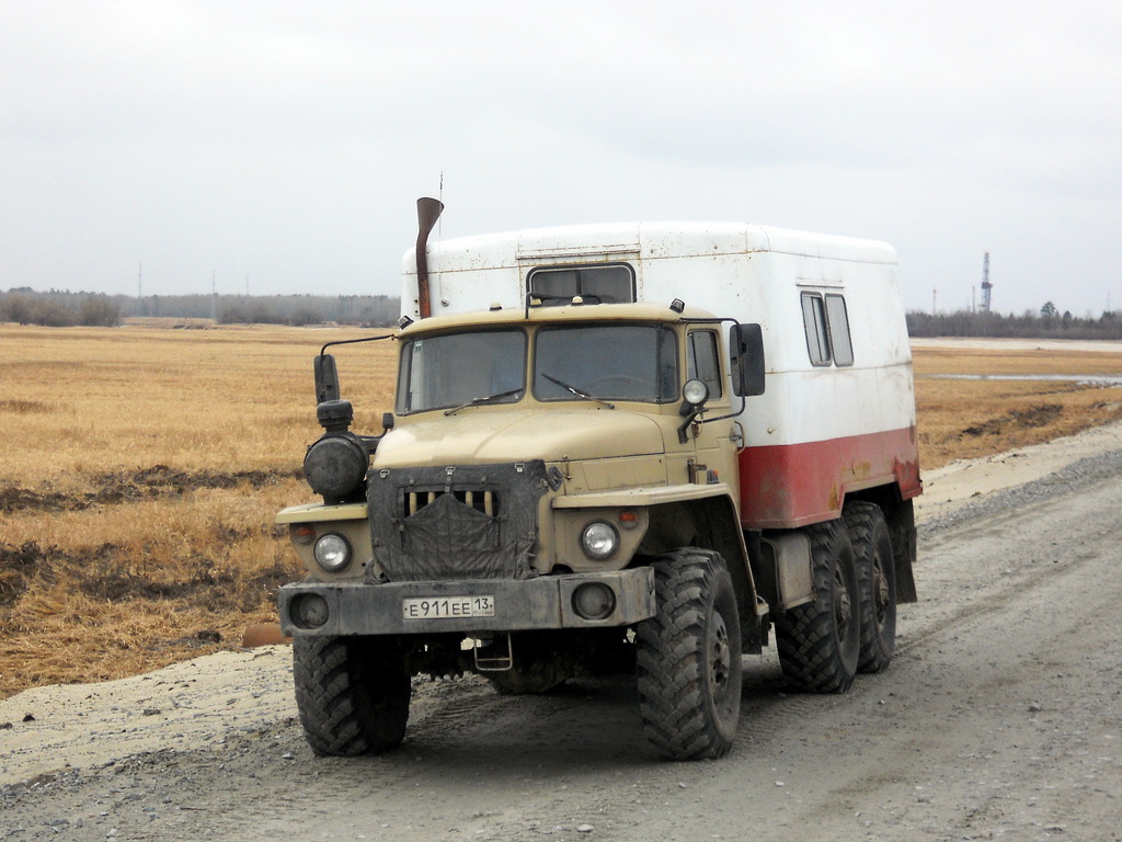 Ханты-Мансийский автоном.округ, № Е 911 ЕЕ 13 — Урал-4320-10