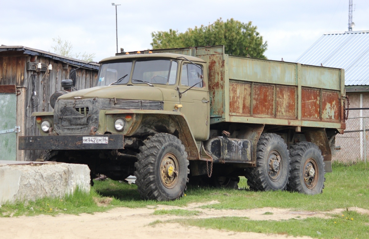 Ханты-Мансийский автоном.округ, № М 942 ЕМ 86 — Урал-4320-10