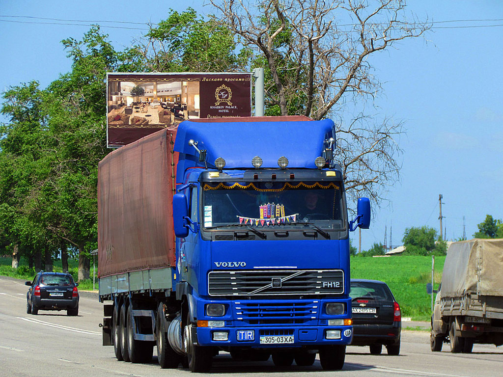 Харьковская область, № 305-03 ХА — Volvo ('1993) FH-Series