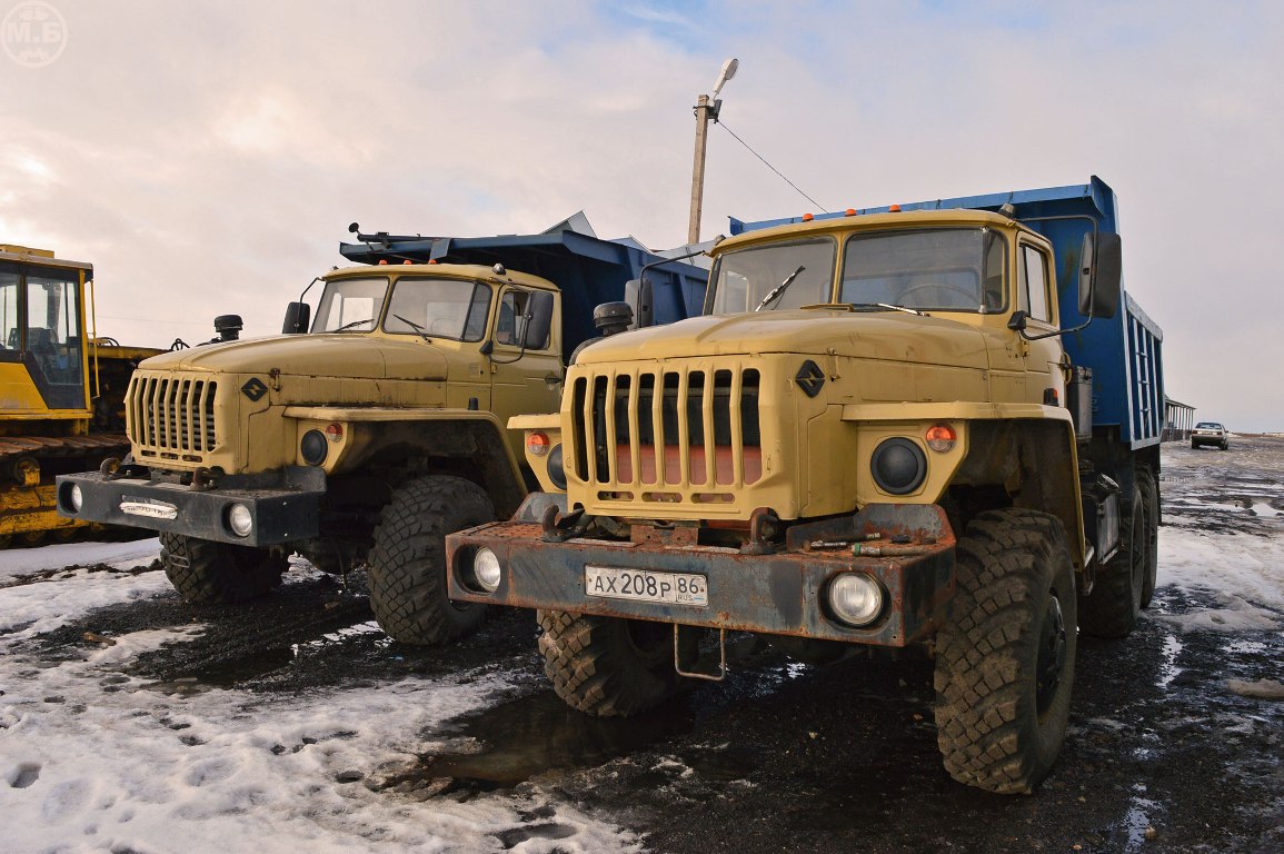 Ханты-Мансийский автоном.округ, № АХ 208 Р 86 — Урал-55571-30