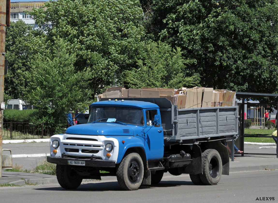 Днепропетровская область, № АЕ 1820 АН — ЗИЛ-495710