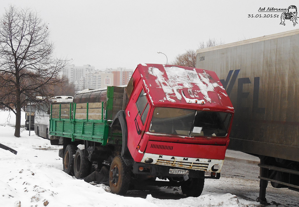 Москва, № КА 677 Т 77 — КамАЗ-53212