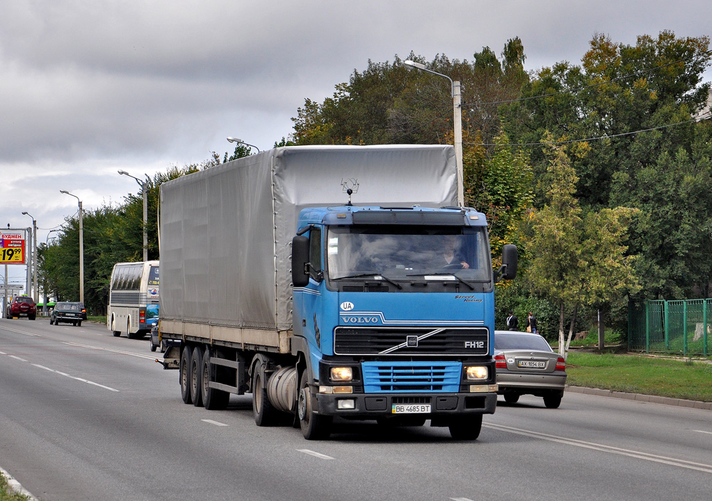 Луганская область, № ВВ 4586 ВТ — Volvo ('1993) FH12.420