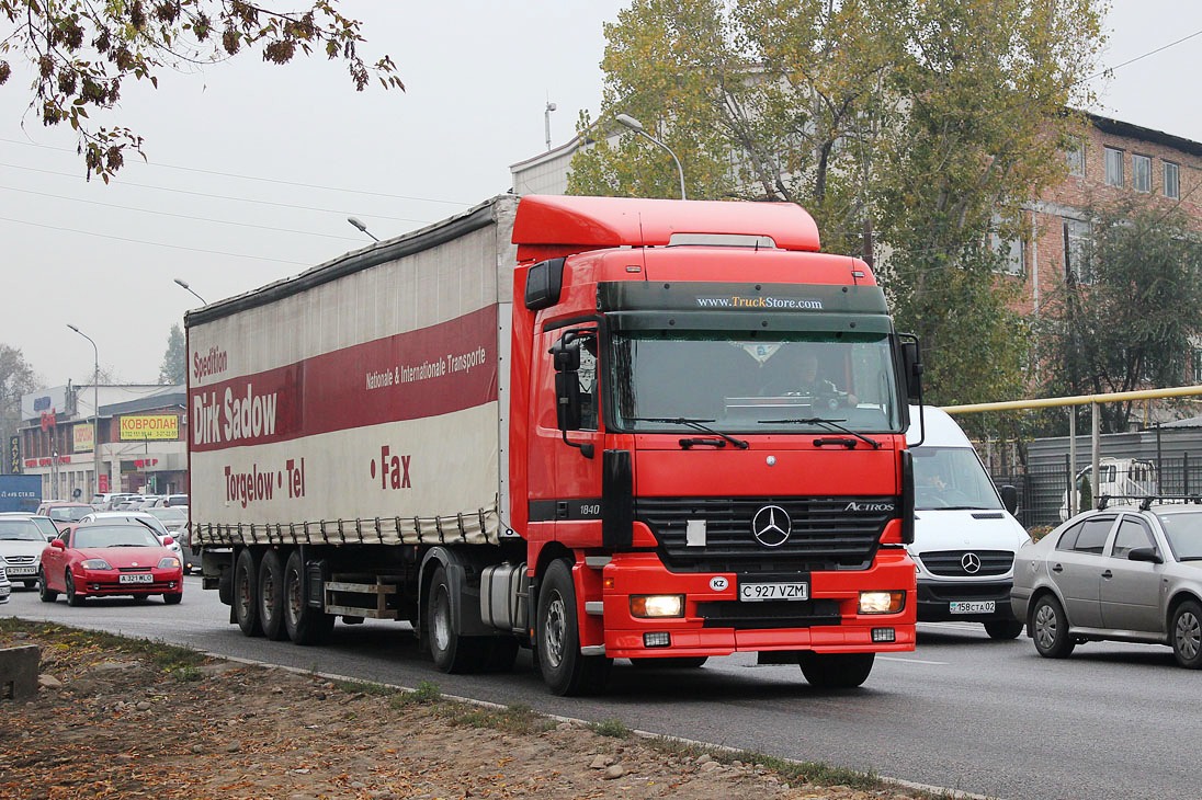 Акмолинская область, № C 927 VZM — Mercedes-Benz Actros ('1997) 1840