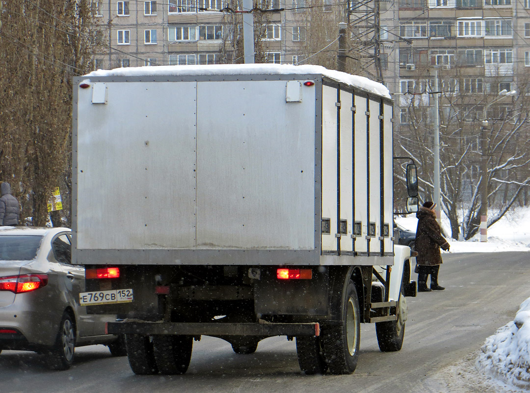 Нижегородская область, № Е 769 СВ 152 — ГАЗ-3309