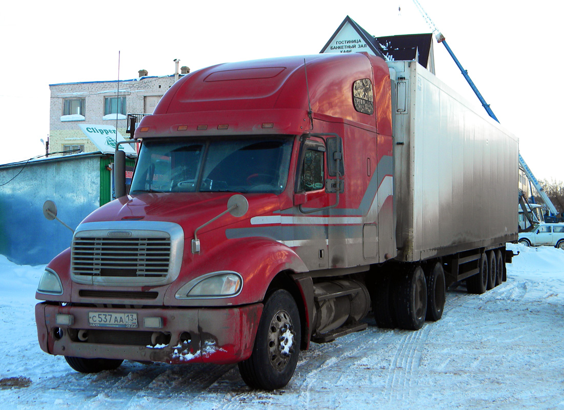 Мордовия, № С 537 АА 13 — Freightliner Columbia