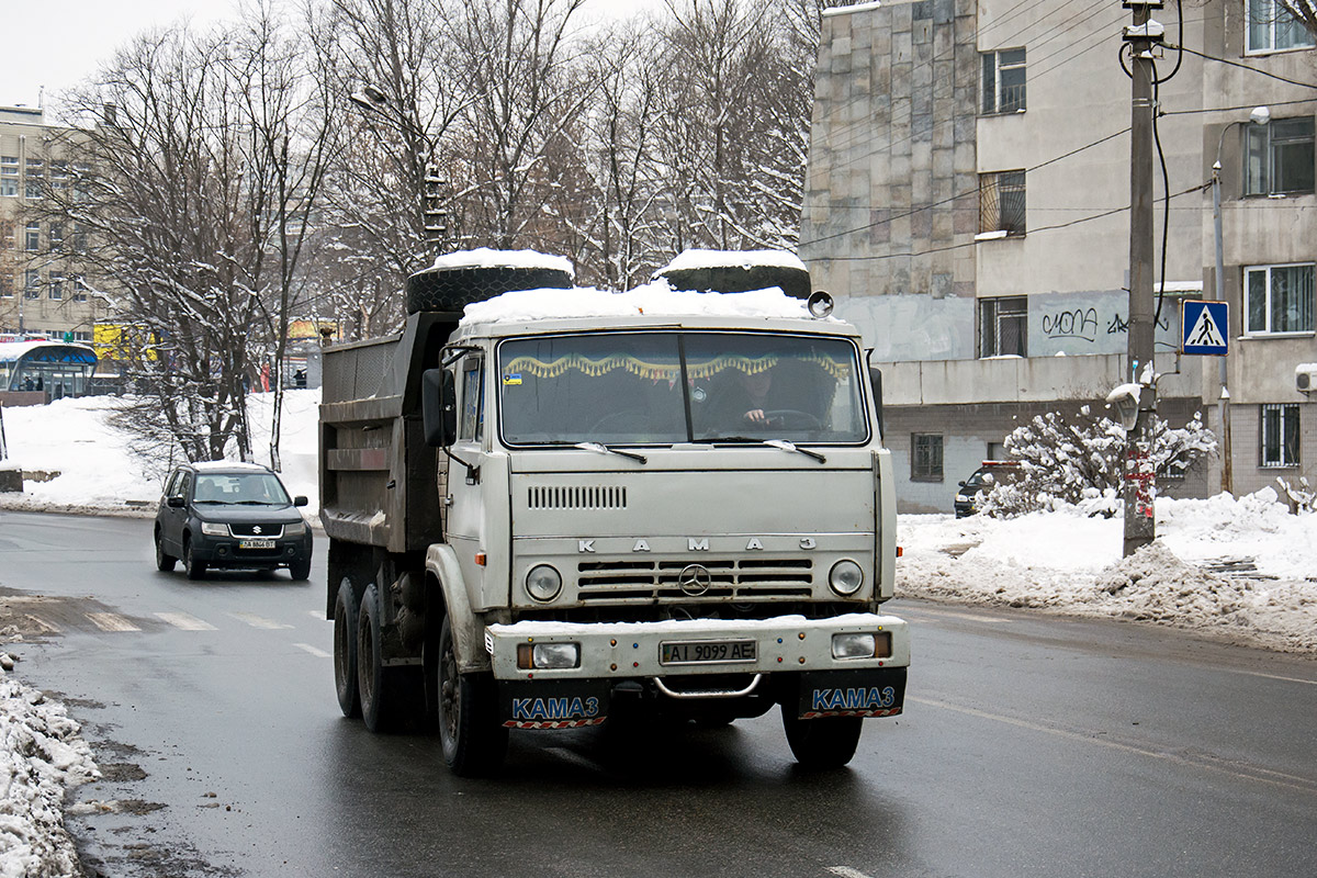 Киевская область, № АІ 9099 АЕ — КамАЗ-55111 (общая модель)