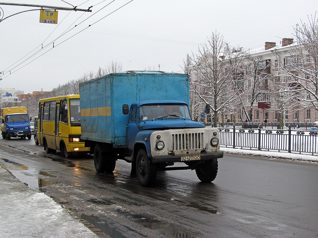 Полтавская область, № 3242 ПОС — ГАЗ-52-27