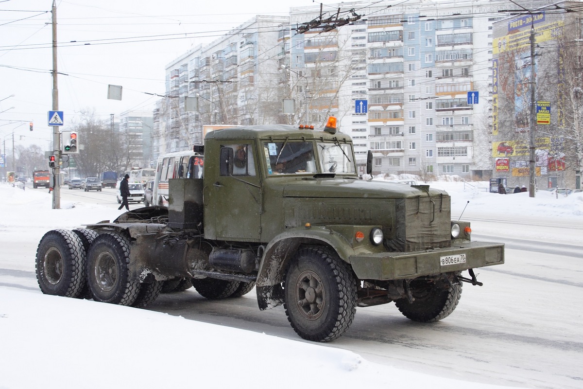 Томская область, № В 806 ЕА 70 — КрАЗ-258Б1