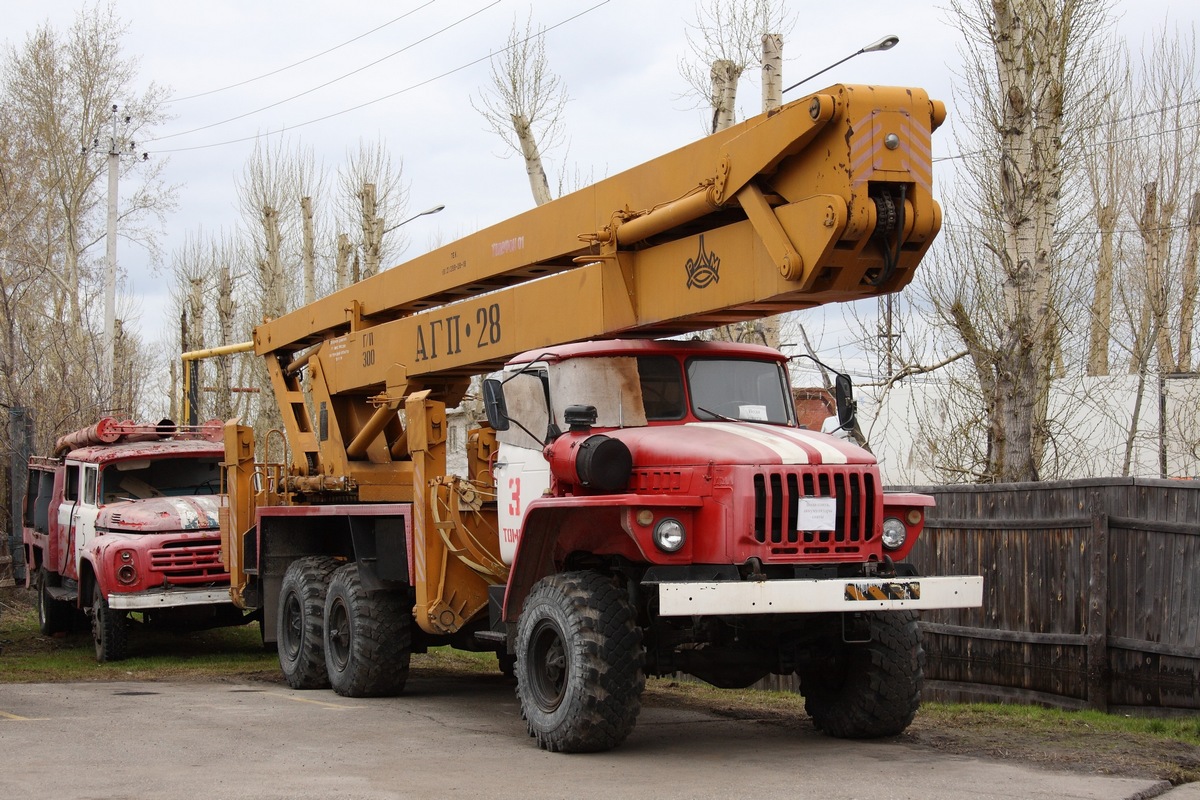 Томская область, № (70) Б/Н 0012 — Урал-4320 / 5557 (общая модель); Томская область — Автомобили без номеров