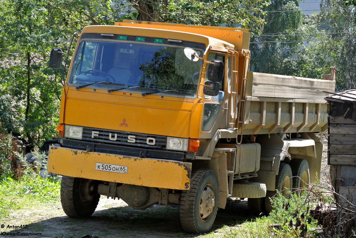 Сахалинская область, № К 505 ОН 65 — Mitsubishi Fuso The Great