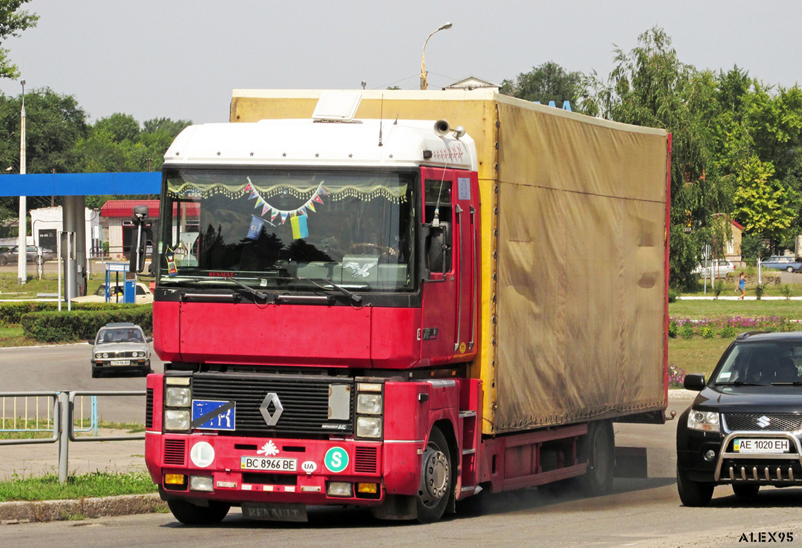 Львовская область, № ВС 8966 ВЕ — Renault Magnum AE ('1990)