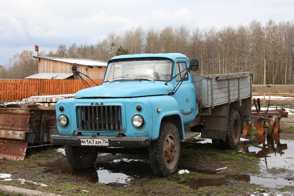 Томская область, № М 147 АМ 70 — ГАЗ-52-04