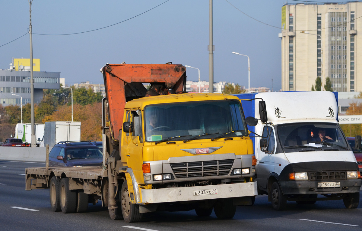 Тверская область, № Е 303 РС 69 — Hino Ranger