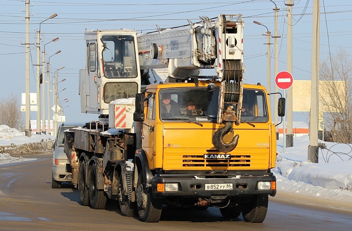 Ханты-Мансийский автоном.округ, № В 852 УУ 86 — КамАЗ-6540-62