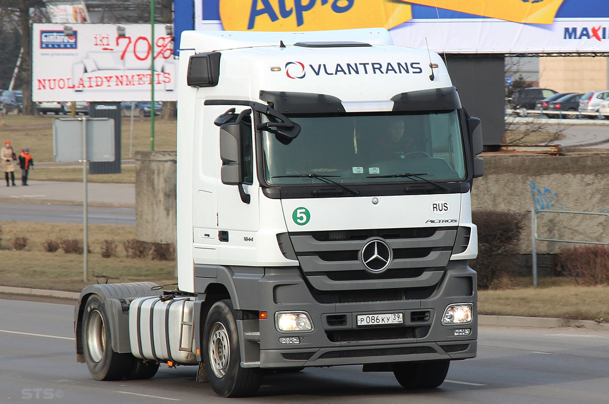 Калининградская область, № Р 086 КУ 39 — Mercedes-Benz Actros ('2009) 1844