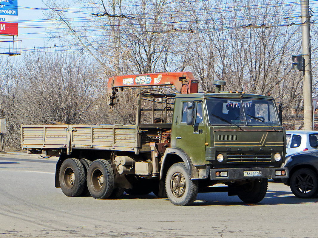 Кировская область, № Е 682 ВЕ 43 — КамАЗ-5320