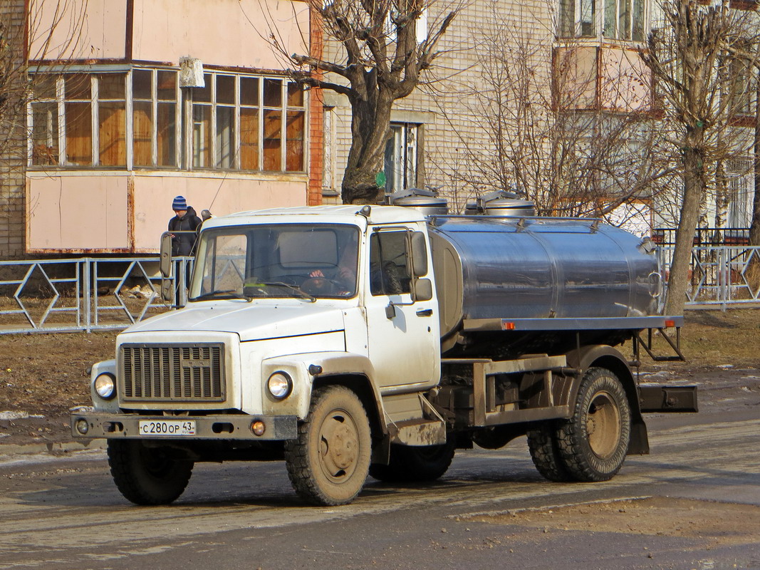 Кировская область, № С 280 ОР 43 — ГАЗ-3309