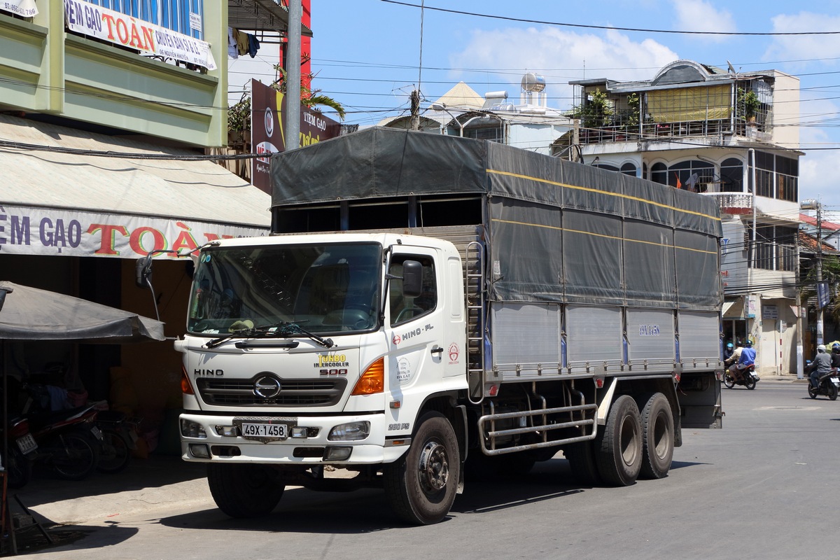 Вьетнам, № 49X-1458 — Hino 500