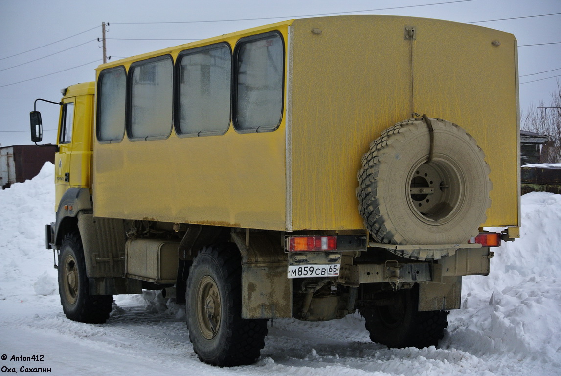 Сахалинская область, № М 859 СВ 65 — Урал-32552-79